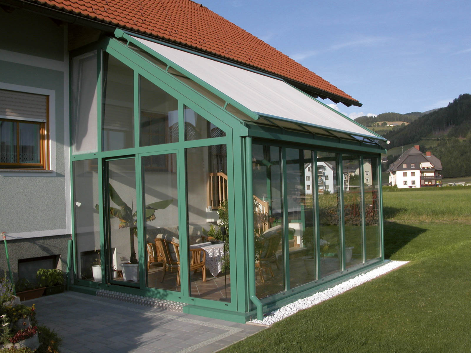 sonnenschutz stilvolle abhilfe fur innen und aussen raumaustatter thomas stollnberger tapezierermeister 4820 bad ischl